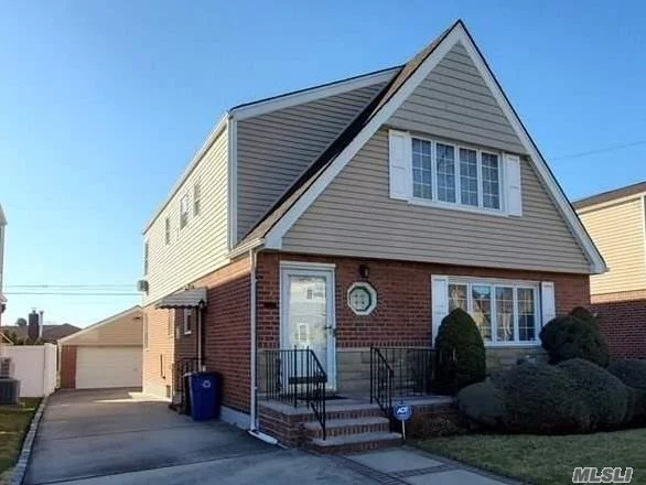 Well maintained two family in very convenient area. Nice sized rooms in each apartment, approx 1, 040 per floor. Full party basement with new floor and separate zoned heat, cedar closet. Freezer will stay. Close to express bus to NYC and local bus.