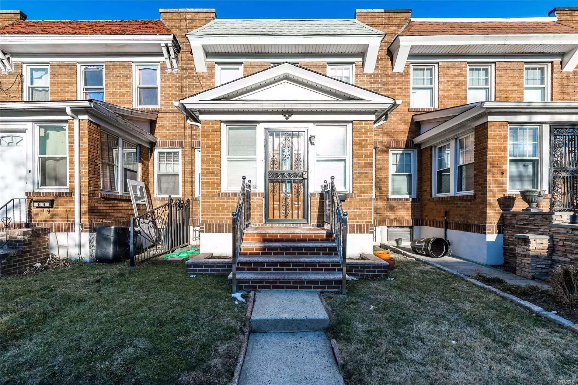 1 Family Attached Brick Colonial. 3 Bedrooms, 1.5 Baths, Living Room, Formal Dining Room, Eat-In Kitchen, OSE AT The Rear. Brand New Boiler Just Converted From Oil. Finish Basement. Parking In The Rear
