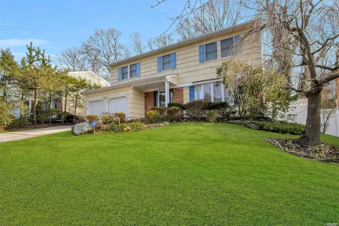 Classic Colonial located in N Syosset. 2 story entry, formal living room, cherry and granite eat in kitchen. Hardwood floors, crown moldings. Updated baths. Finished basement. Fenced property. Minutes to shopping, commute, restaurants. Syosset SD#2