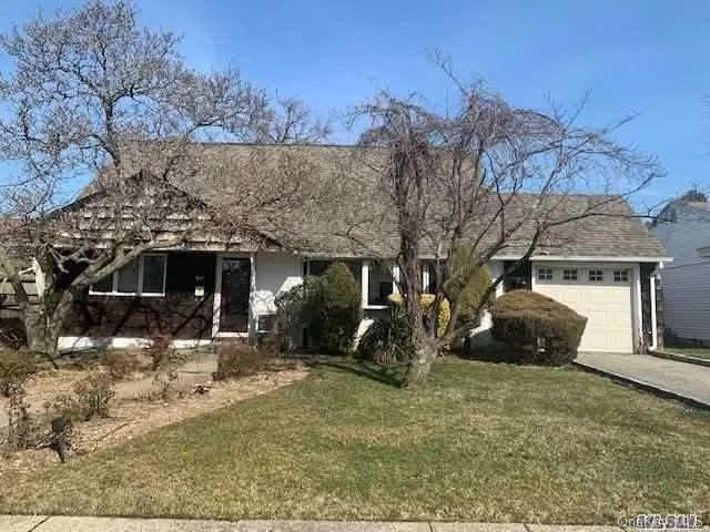 PROPERTY LOCATED IN BETHPAGE WITH PLAINEDGE SCHOOLS INCLUDING 5 BEDROOMS . PROPERTY HAS A LOT OF POTENTIAL AND NEEDS TLC ! CASH OR REHAB LOAN ONLY!