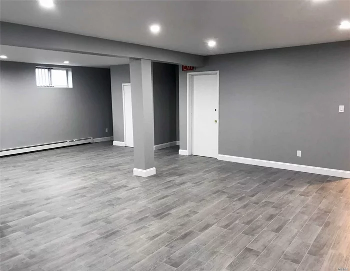 1100 Sqft totally updated with new tile floor, with private office, security gates and buzz in system. multiple closets and small eating area. Ready for immediate occupancy. Landlord pays heat and taxes