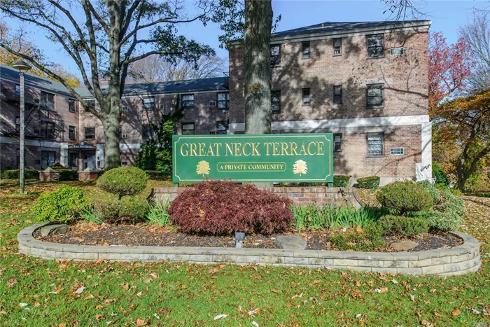 Sponsor Unit - Board Application is not required! - This apartment needs a full renovation. Amenities Include A Pool, Volleyball And Basketball Courts, Playground, Sitting Parks, Party Room. Dog Run And Security Patrol. It Is Part Of The Great Neck South School District And Is Near The Train.