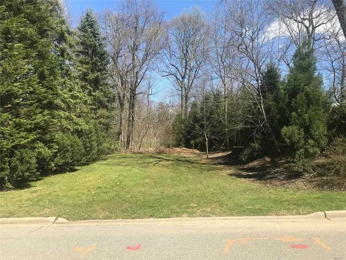 Never before offered 3+ Acre lot carved from Whitney/Vanderbilt estate in Jericho Schools. One the highest points on Long Island abutting Gertrude Vanderbilt Whitney&rsquo;s artist&rsquo;s studio with views of Old Westbury Country Club golf course. Lot 14 on &rsquo;Round Hill at Old Westbury&rsquo; Development Survey.