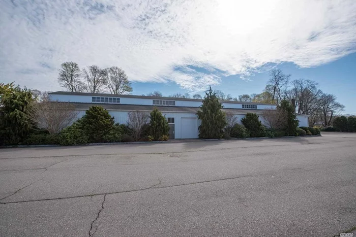 Storage Warehouse. We Have The Space You Need To Grow Your Business With A 10, 000 Sq Ft Storage Facility, Suitable For Vehicle, Marine, Landscaping Businesses And More! Streamline Your Business And Gain Exposure On The North Fork With This Prime Mattituck Main Road Location.