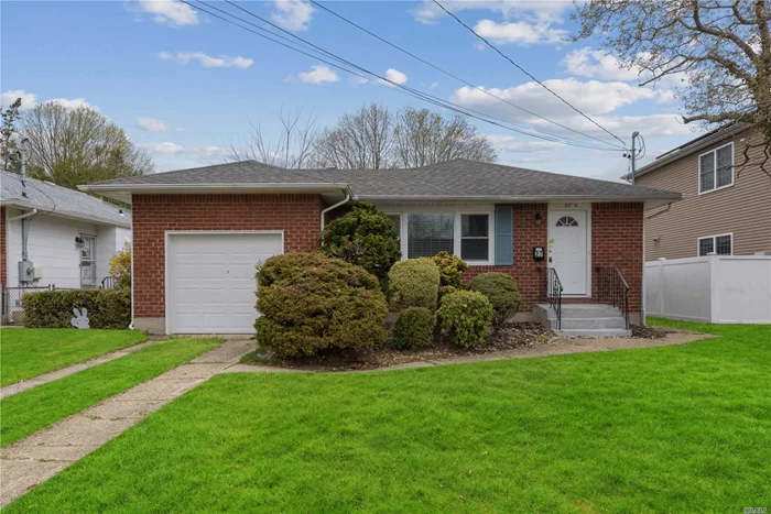 Newly renovated in-line ranch, featuring all new SS Appliances, recently refinished hardwood floors, New bathroom, Large park like backyard with large deck for family entertaining. Close to the world famous Bethpage State Park Golf Course, Shopping and transportation.