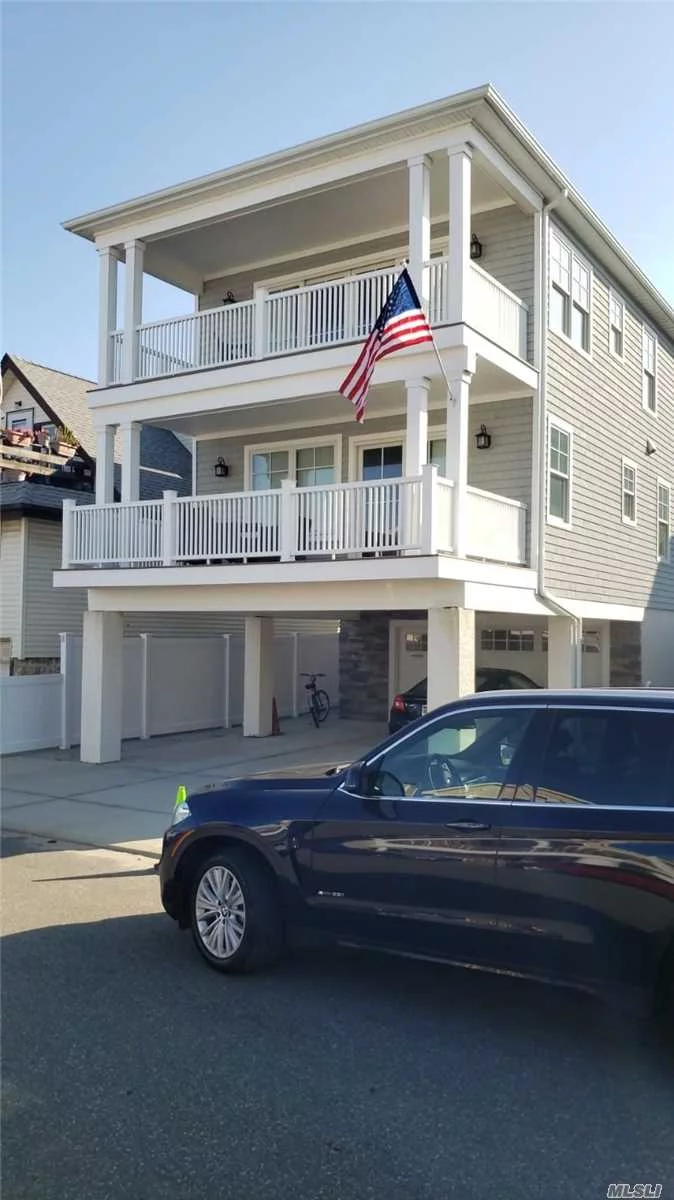 AUGUST $12, 500.......SEPTEMBER $12, 500....... AUGUST TO LABOR DAY $15, 000.......  SPECTACULAR 3BR, 2.5 BATH -NEWLY CONSTRUCTED - OCEANVIEW- WESTERN EXPOSURE 2- SUN FILLED DECKS...5 HOUSES FROM BEACH- WIDE BLOCK( BEACH SIDE)- HAMPTONS IN THE WEST END- PRIVATE MULTI CARE DRIVEWAY - OPEN CONTEMPORARY LAY OUT, SHAKER CABINETS W/ GRANITE COUNTERS.