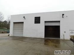 Warehouse Space For Rent 3000 Sq Ft, 2 10 x 14 Overhead Bay Doors With 1000 Sq Ft Office.