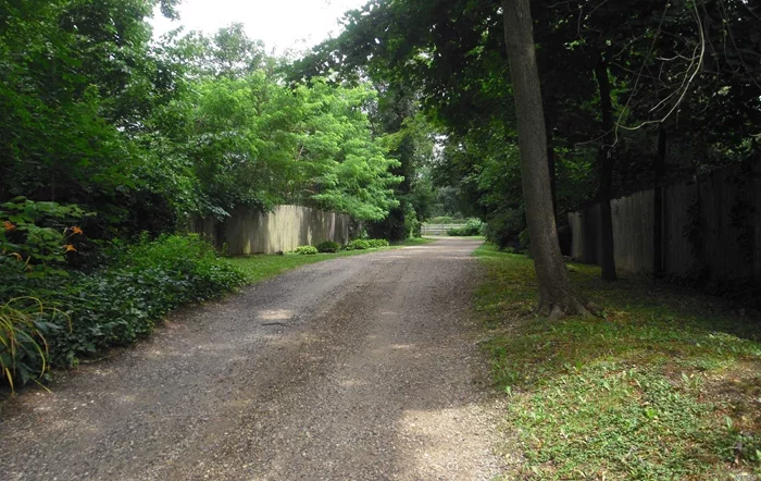 Nestled down a long private driveway, this 3 bedroom cottage is surrounded by nature on a farm. Near to All!