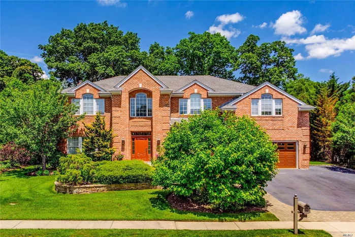 Gorgeous property situated in Rolling Hills 3 of Woodbury, spectacular 5120 square ft of living space. Custom classic kitchen with Wolf Appliances, Huge fire places with gas burning, double entry foyer, exquisite landscaping. Close to all and Must See!