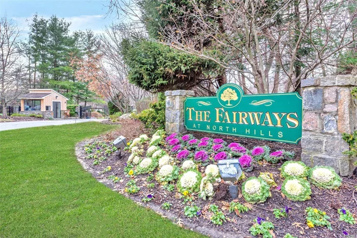 Manhasset. Fabulous Balmoral model in the Fairways-a highly sought after gated community with pool & tennis. 1st level master suite with his & her bathrooms, 2nd bedroom/office, huge living room with fireplace. Upstairs to 2 additional bedrooms & full bath. Huge basement with tons of storage!