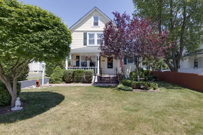 Beautiful. Privet street. All renovated Colonial with a front porch. 3 beds, 2 bath, Lr, Dr, full finished basement, attic, CAC. Law taxes. JFK elementary, North middle&high school Near all!