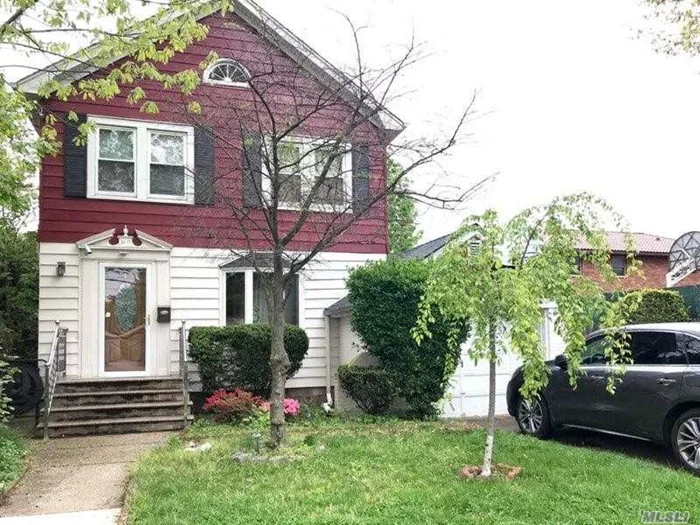 Detached Colonial on 40x100 with R3X Zoning in the heart of Bayside! Minutes to transportation-LIRR Bayside station to Manhattan, bus Q13 to Flushing. Close to shops and restaurants on Bell Blvd. School District #26!