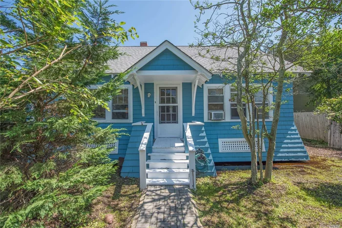Very Well Maintained Charming Classic Beach Home In Sought After Seaview. Very Large Deck W/ Hot Tub. Oversized Property, 80 x 100. Bright & Cheery! Very Private, Surrounded By Thick Foliage Giving Total Privacy.
