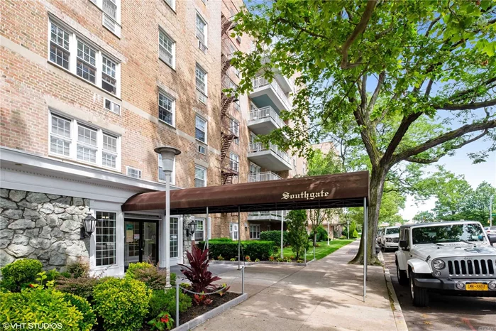 You will not believe the size of this unit! Located in beautiful, tranquil Howard Beach, this newly renovated large 3 bedroom, 2 bath condo boasts a terrace, huge living room, and massive closet space! Located in an elevator building with a laundry room, and in close proximity to shopping, banking, and much more! Quick access to JFK airport and Belt Parkway!
