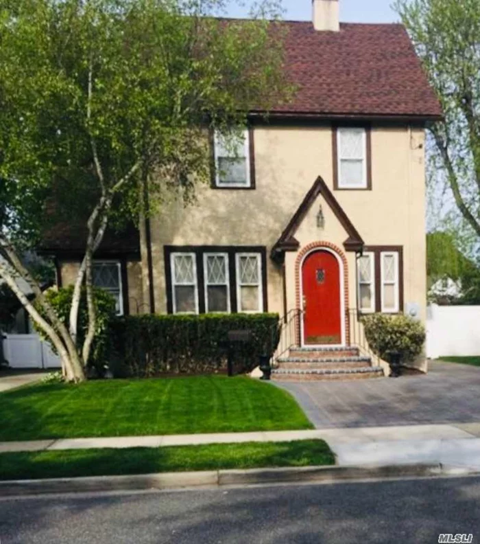 Home offers quiet block many up yard with oversized gar three floors plus bsmt call for appointments . Close to LIRR , Shopping, Restaurant , LIRR and much more