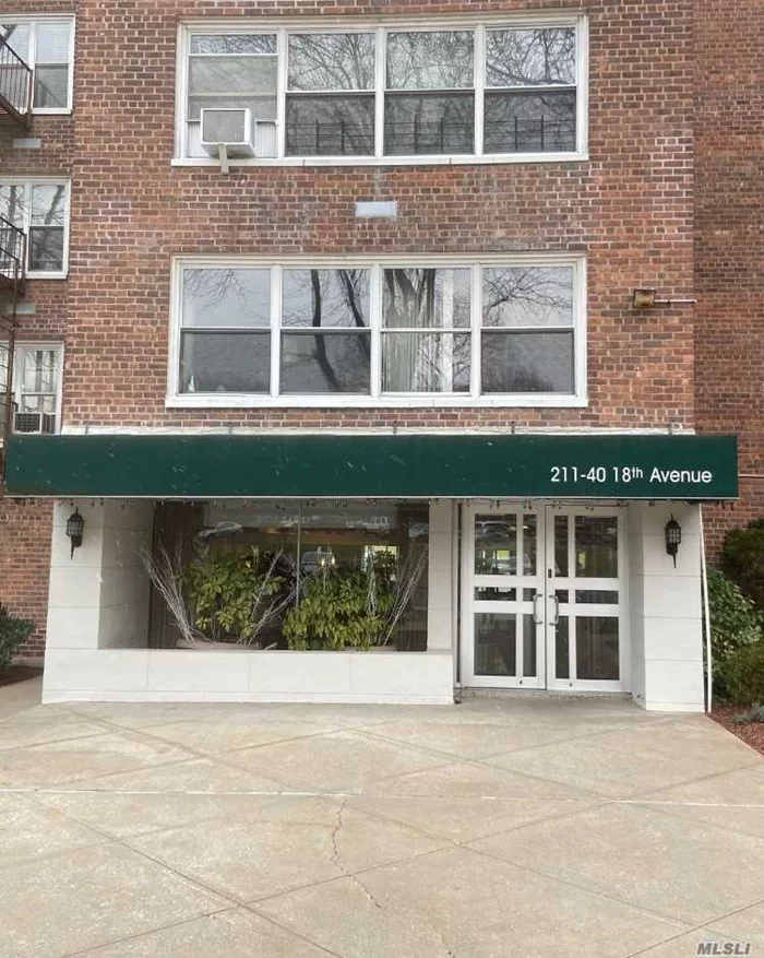 Beautiful 2 bedroom Co-op....  Hardwood Floors, updated kitchen and bath....washer and dryer allowed in unit...one parking space included....near shopping and transportation....call today for private showing.....