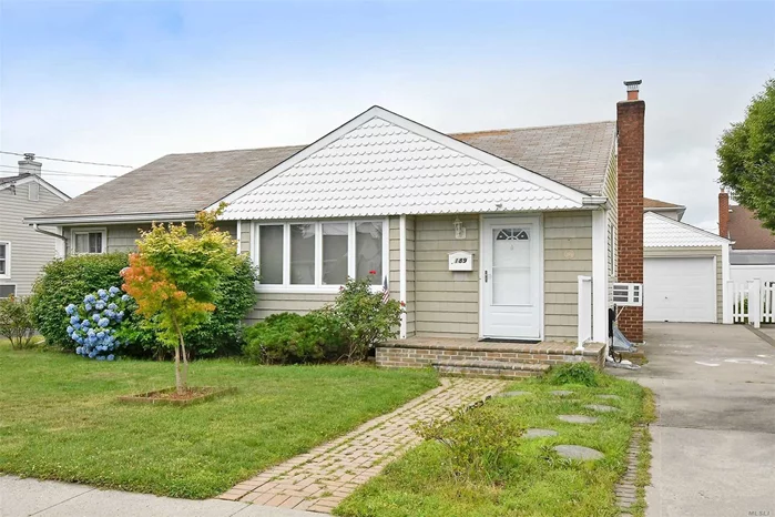 Move Right into this Freshly Painted 2/3 Bed, 2 Bath Ranch, Close to LIRR & Shopping& Schools, Kitchen w/ Gas Stove & 2 Zone Gas Heat, Separate Hot Water Heater,  200 Amp Electric, 3 Zone In Ground Sprinkler, Sep Laundry Room w/ 1 Year New Washer & Dryer, Trex Deck, Living Room & Dining Room, Hardwood Floors, Pull Down Attic for Storage, Full Basement w/ Egress Window, Interior Updates 2012, Roof, Windows & Siding Approx 15 years, NYS STAR $1213