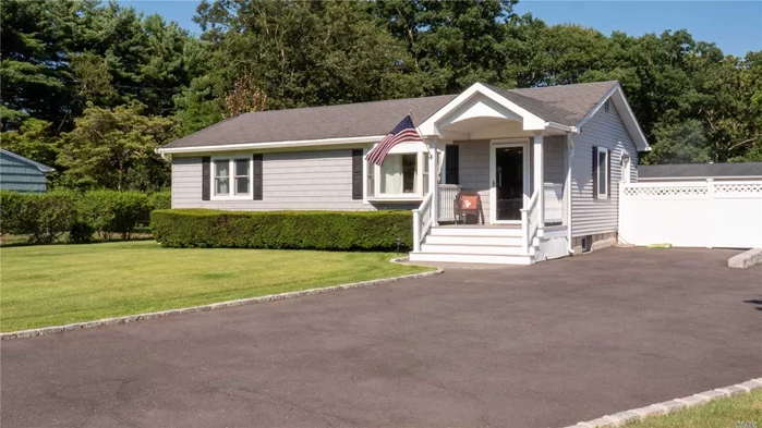 Magnificently renovated 3bd 2bth ranch, complete renovation done within the past 7 years. Sits on 0.88 of an acre plenty of room to enjoy-new roof/siding, also zoned for 2 Horses! Large detached multi-car garage and shed.