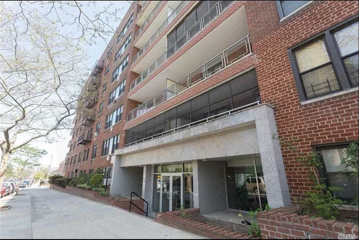 Sponsor Apartment. 100%, Just Renovated Alcove Studio With New Granite Kitchen W/Stainless Steel Appliances, New Bathroom, Wood Floors and Windows, close to public transpertation, parks, shopping and restaurants. Buyer To Pay Nys & Nyc Transfer Tax and fee.. Must Be Owner Occupied For Minimum Of 2 Years.