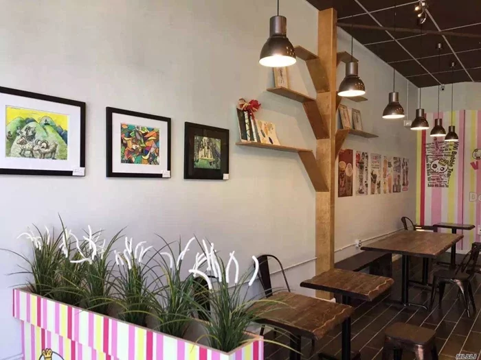 Includes remainder of lease combined with business. 950 SF with 1300 SF basement fully equipped Bubble Tea Shop that can be used as a Cafe or other food and beverages business . Cross Train Station , and close to school and office .