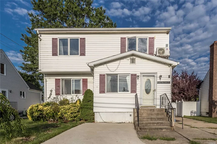 Excellent Mid Block Location! Updated Double Dormer Colonial Cape Home! Featuring 4 Bedrooms, 2 Full baths, Living Room, Eat-in-Kitchen, Sitting Room, Office/Study Room, Deck, Balcony, 1.5 Car Garage, 5 Ductless/Split AC Units, Gas Cooking, Close to Beautiful Wantagh Park, Highways...etc