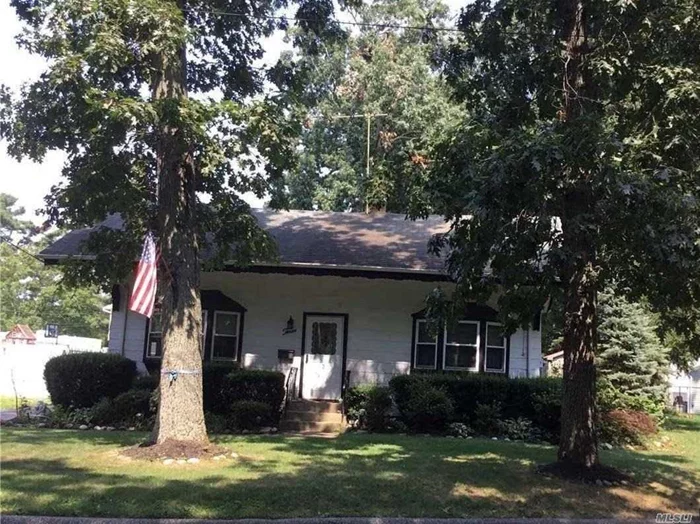 ONE OF A KIND! Historic Smithtown Train Station Back In 1872. The train station was purchased privately and moved in 1937.Sweet Historic Cottage 2 full baths, 2 bedrooms, Home has original historic details. Nice size property. MAKE IT YOURS AND CAPTURE A PART OF HISTORY...PLEASE NOTE THAT THE HOUSE NUMBERS ARE NOT IN ORDER AND THIS HOUSE IS BY THE TURN CLOSER TO THE END OF LAWRENCE AVE....