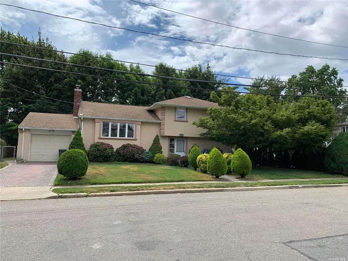 Perfect Location, Sought After Roslyn Heights Home, Sunny, Renovated Up to Date Kitchen, Modern European Style Appliances, Granite, Four Bedrooms, Three Baths, With Hard Wood Floors, Up To Date Bathrooms, Close to LIRR, Long Island Expressway, Shopping, Roslyn School District,