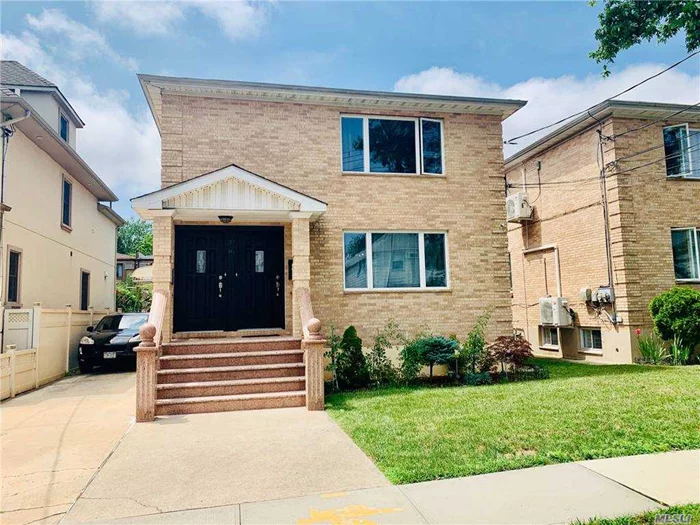 Large second floor apartment in prime location of Bayside north close to Bell Blvd and restaurants. Walk to laundromat, restaurants, park, LIRR. District 26 with best schools. Hardwood Floors in living room, carpet in bedrooms. Easy Street Parking!