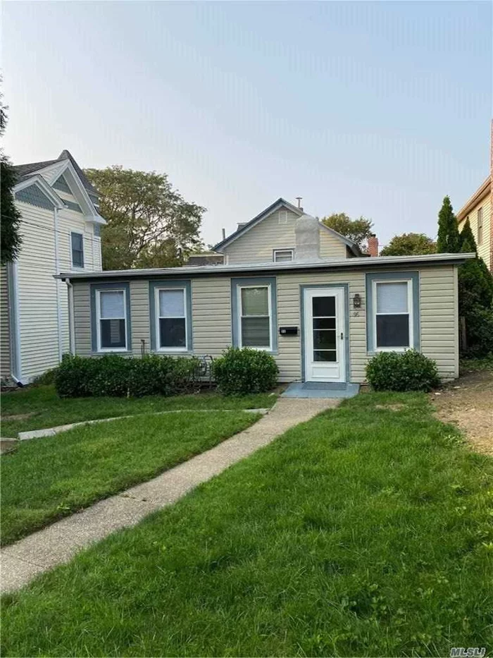 Fully Renovated Sunny and Bright Ranch Style Cottage a Block from the Quaint Village of Sea Cliff. A Quick Stroll to Elementary School, Shopping and Dining,  Private Driveway for 2 cars, Sweet yard. New Floors, New AC Split System in 3 rooms, New Fridge. Has Washer/Dryer in Unit. Near Beach, Shopping, Dining, Parks, Railroad.