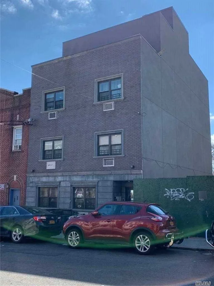 Beautiful apt building. New building, built in 2016. ONe bedroom apt for rent. all hardwood floors. large rooms. high ceiling. excellent location. close to 108th street. close to bus stop, and short walk to 7 train. move-in condition. no pets, no smoking. large living room, large bedroom, kit is combo. recessed lighting, sprinkler,  Laundry in basement. all sep gas, electric meter. tenant pays for own meter/usage.