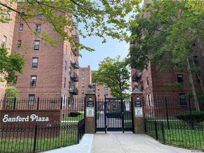 Large 1 BR Unit In Great Condition, Center Of Flushing, On The 2nd FL, Very Bright, Wood Floor Through-Out, 4 Blocks To Main ST, Close To Shops, Transportation & Supermarket, Convenient To All. Laundry Rm In Basement, Pets Allowed, Building Great-Maintained. Indoor Parking (131.25/ Per Month) And Outdoor Parking (106.25/Per Month).