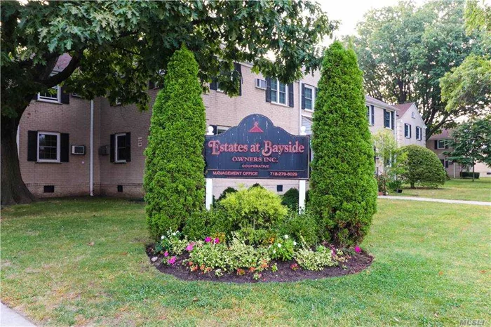 Nice 1 Bedroom Upper Unit in Estates of Bayside. This Sun-Filled Unit Features Kitchen, Living Room, Bedroom, Full Bath. Close to Schools, Shopping and Transportation.