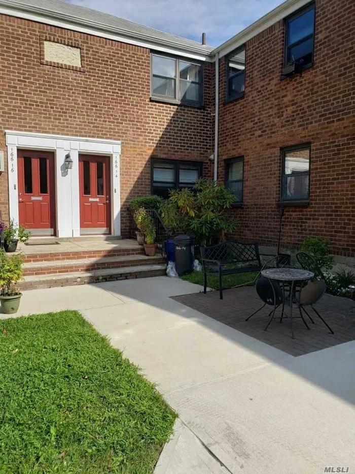 Beautifully renovated 1st floor unit in quiet courtyard setting. Bright and spacious unit with new kitchen, new bathroom, new hardwood floors and large bedroom with California Closet. Very convenient location, close to shops, schools, park, Q16 to Flushing, QM2 and QM20 to Manhattan. No sublease, no dogs only cat allowed. Move in condition, must see!