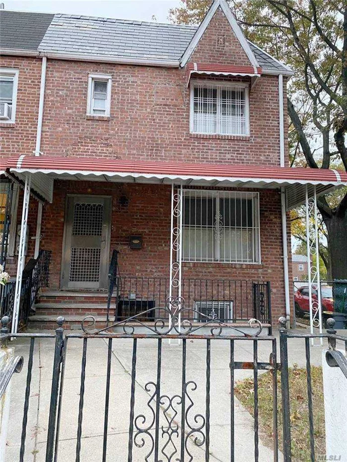 East Elmhurst excellent condition all brick semi-detached 1-family house. R4B zoning. 1, 800 SF corner lot. 3 levels with full finished walkout basement. 2 parking spots in back lot. Located near Jackson Heights, Astoria and Northern Blvd retail district. Two blocks from playground. Q-19/33 bus stop to #7 train/Flushing Main St. Can delivered vacant.