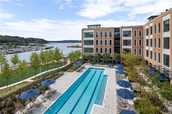 The Beacon at Garvies Point features care free living at its finest! Luxury waterfront building with concierge, doorman, residents lounge & club room, outdoor pool with expansive pool terrace, BBQ area, fitness center, yoga studio, library, movie theatre screening room & residents&rsquo; business center. Brand new 2-bedroom 2-bath residence with fireplace and great views of the water. Adjacent to 61 acre Garvies Point Preserve with direct access to ferry terminal and one-mile waterfront esplanade, parks & beach. Resident golf course close by., Additional information: Appearance:New, Green Features:Green Certified, Interior Features:Lr/Dr