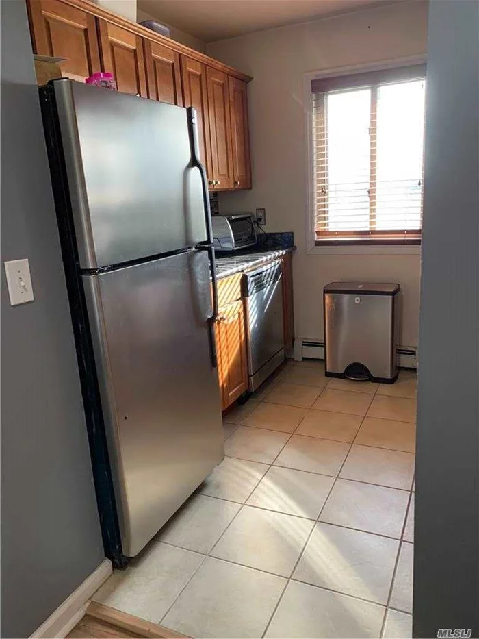 Hard to find 2 bedroom unit in Forest Green. Many updates including the kitchen with granite and stainless steel appliances and updated bath, Some new flooring. Very large living area and bedrooms. lots of closets for storage. Community pool, gym and Laundry. Well kept grounds.
