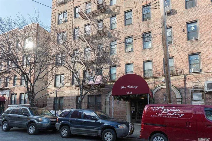 Renovated spacious 1 bedroom; 1 full bath ; Living /dining combo and open kitchen with bay. New appliances refrigerator; stove and dishwasher. Located In a well maintained co-op Building.  This Spacious One Bedroom Is Updated Throughout, 2 Blocks From The 30th Ave N Train Stop & 15 Min To Manhattan, W Gleaming Hardwood Floors And High Ceilings.