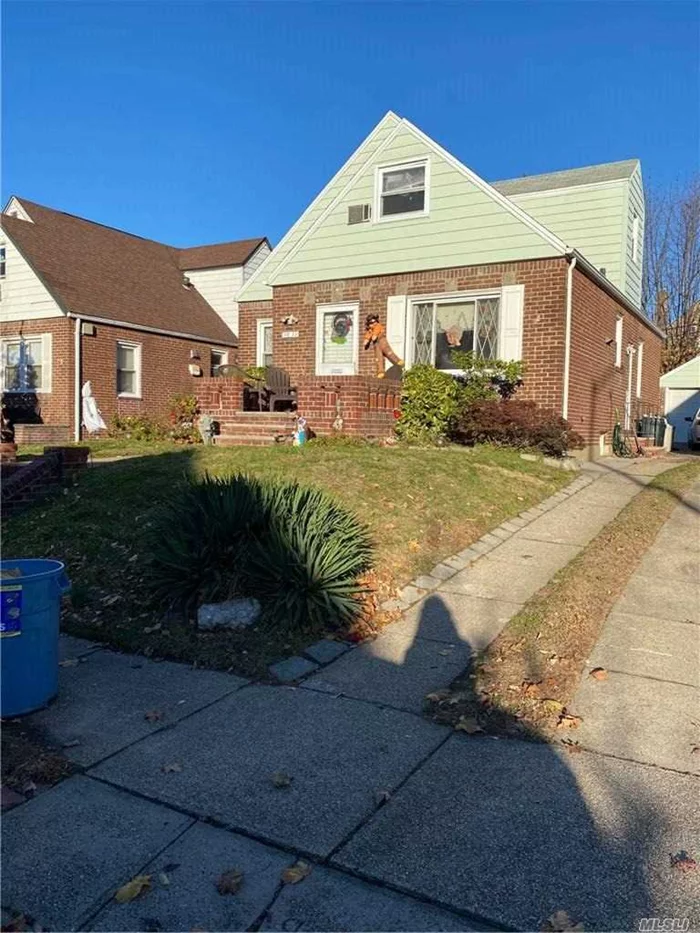 4 BEDROOM CAPE WITH OAK FLOORS MASTER BEDROOM ON FIRST FLOOR., PLUS SECOND. SECOND FLOOR HAS TWO LARGE BEDROOMS WITH HUGE CLOSETS. BASEMENT HAS PVT ENTRANCE TO LARGE REC ROOM. LOVELY GARDEN WITH DETACHED GARAGE.