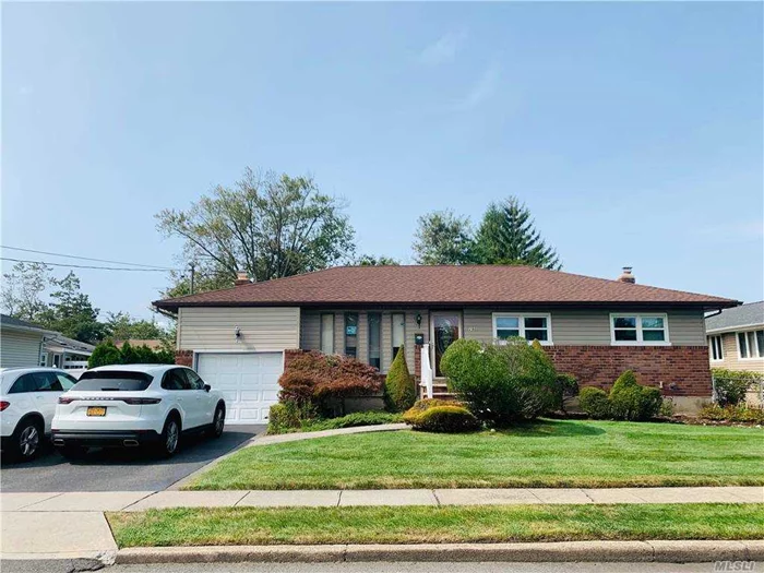 Beautiful Expanded Ranch in the heart of syosset birchwood. New Dishwasher and Oven/Microwave. Freshly painted walls, Three bedrooms, 2 full baths, large fully finished basement, Central AC, Heat, with great backyard space with Deck. Super convenient location, close to major highways.