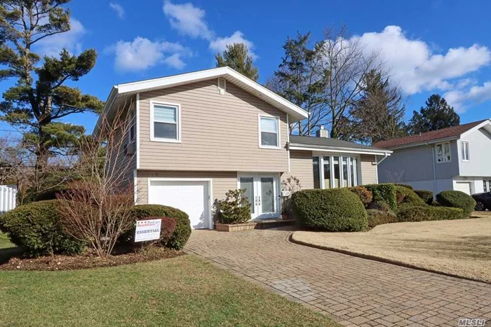 A warm inviting updated Split level located at mid block interior street in desirable East Birchwood of Jericho w/great curb appeal, Prof. landscape w/Zoysia seeded lawn featured 4 Bdrms 2.5 Bths, updated Roof & Sidings, a Double-door entry to a spacious Entry Foyer with marble/granite tiled flrs, Powder Rm w/dental crown moldings & pretty light fixture; a 4th Bdrm/office on 1st Flr w/deep closet; a few steps up to a Sunny Living Rm w/vaulted ceilings, all new windows with trendy window treatment for privacy; Gleaming Hardwood Flrs thru-out the home & those under the carpets; Country EIK w/granite counters w/wall of cabinetry for storage, vaulted ceilings w/hi hats, new HW Flrs (5yrs), newer appliances; Sliding doors to patio for outdoor enjoyment; Cozy Den in lower level; one car garage & 2 car driveway w/new stone pavers; Newer Washer/dryer; Upgraded 200Amps Svc; Robbins Ln Elem.- Syosset Schools; Taxes are without STAR; This lovely home is priced to sell; A move in...