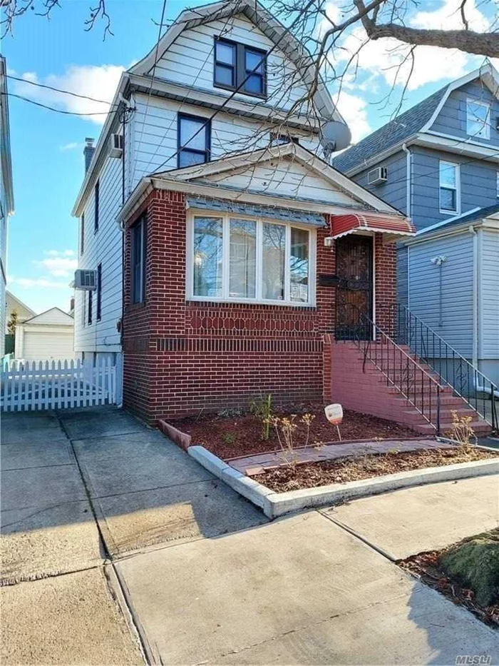 Beautiful House For Rent .1 Garage. Private Driveway.Close To Everything.Excellent Area.Shopping Center, Subway, 1 Block To Queens Blvd. Convenient M/R Train.Big Living Room, Formal Dining Room, EIK, Yard, Full Basement, Half Bath. Full Bath In 2 Fl, 3 Br, Plenty Of Closets.Attic With 2 Room. Q58, Q59, Q60 Buses.