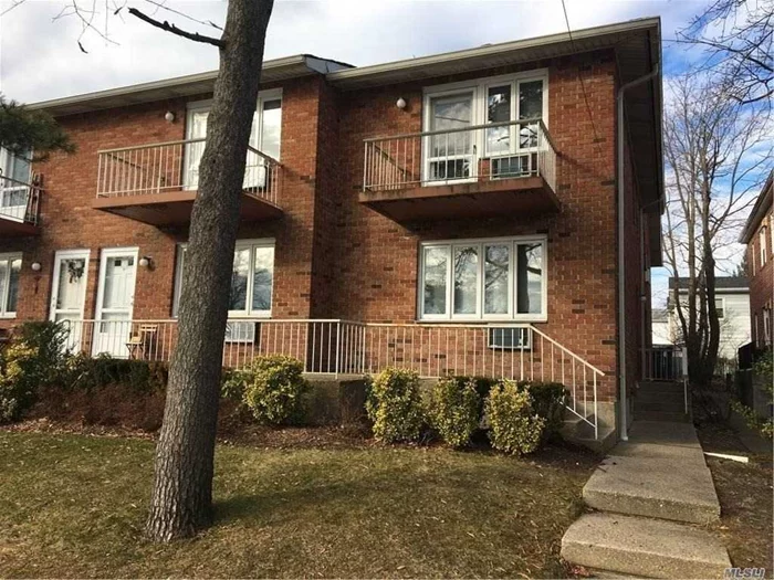 Large Corner 2 Bedroom Duplex Apartment with Eat-in Kitchen and Full Basement. Parking on Street or in Courtyard Lot. Washer/Dryer in Basement. Tenant Pays Broker Fee.