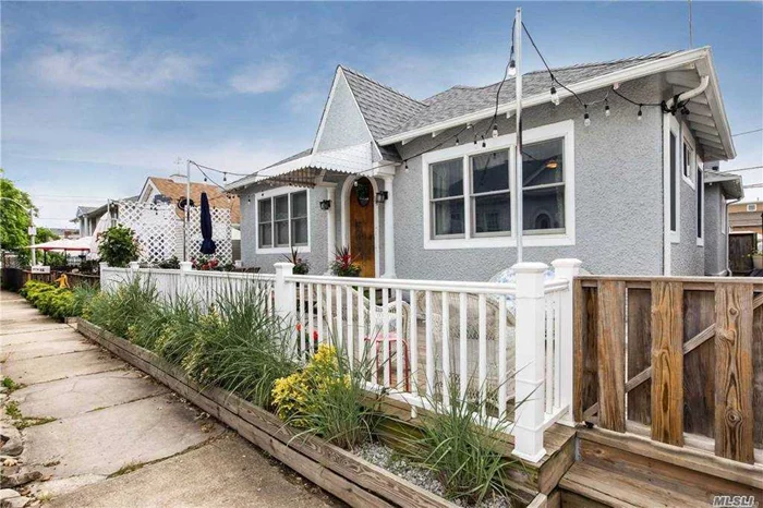 Lovingly Maintained Elegant Beach House. Spacious Sunny Front Patio. Beautiful Original HW Floors, Charming Custom Built-ins Throughout. Formal Dining Room, Kitchen W/Ge Cafe Appliances & Quartzite Stone Counters, Master Bdr W/Walk-In Closet, Full Bath W/Radiant Floor, Bonus Loft/Den, Cac, Outdoor Shower, 8.5 Ft Ceilings, Nest Protect Fire/Co2/Thermostat. Anderson Windows, 200 Amp Electric. Perfect City Escape or Vacation Year-round!