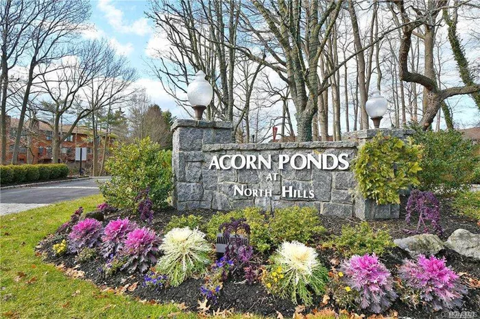 Stunning best describes this custom designed home located in the heart of Acorn Ponds. This outstanding home was totally renovated and professionally designed in 2016. The first floor includes an open floor plan featuring a spacious living room/fplc, marble mantel, floor to ceiling windows, beautifully designed eat-in-kitchen with waterfall center island, quartz countertops, custom modern cabinetry, commercial grade appliances, powder room and first floor laundry. The second floor offers a master suite with cove lighting, full bath, custom designed walk in closet, a hallway bath and one additional bedroom. Conveniently located to shopping, transportation and restaurants. Clubhouse, Indoor, outdoor swimming pools, gym , tennis courts, jogging trail , underground, private 2 car garage. The combination of architectural details , location and lifestyle make this the ideal choice for today&rsquo;s discerning buyer ., Additional information: Appearance:Excellent, ExterioFeatures:Tennis