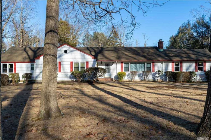 Rare Opportunity To Own A Piece Of Flower Hill. Lovely Sprawling Oversized Expanded Ranch On An Acre In Flower Hill Huntington. Has All The Potential To Make Your Own!