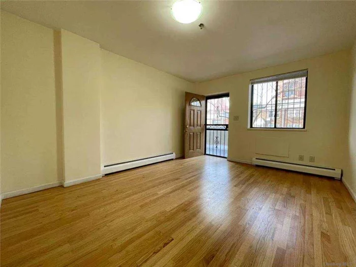 Flushing prime location condo with rare converted 2 bedrooms and 2 full baths. Newly renovated 50 sf interior with unique two separate entrances. On premise monthly parking space available for rent. Conveniently located between Main St and College Point Blvd where it&rsquo;s close to everything: supermarkets, restaurants, coffee houses, bakeries, specialty stores, shopping malls, food courts, banks, pharmacies, professional/medical offices, Queens Botanical Garden, Flushing Meadows Park and much more. Near Q-58/Q-20/Q-44 S.B.S. bus stops, minutes to #7 train, L.I.R.R. station, Van Wyck Expressway. Tax is before any applicable abatement.