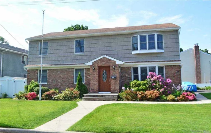 In the Blue-Ribbon Syosset School District. First and Second levels are mirrors of one another with 3 bedrooms, 1.5 baths, EIK with Granite countertops. Additional living space in basement possibly used for Family Room, Den, Playroom, or Office. Home must be owner-occupied. Leased solar panels