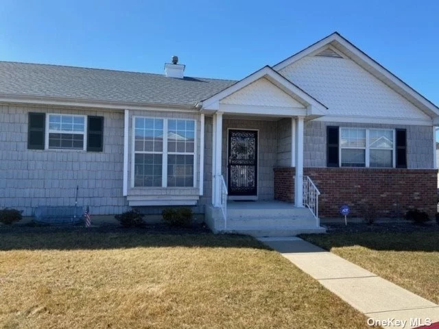 Rare Gem in desireable 55+ In the heart of Oakdale !!! Largest Model with Full Basement On a Corner Lot ! Cambridge Model 2 bedrooms 2 full bathrooms, EIk, Dinig room, Living Room 1 car Garage that is Handicapped Accesible .