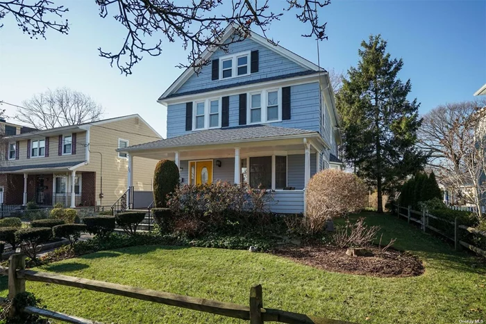 Beautifully renovated Colonial with 5 Star Energy appliances. Partially finished basement, beautiful Master Bedroom with walk-in closet and master bath with whirlpool tub. 2 Car detached garage, huge backyard. Roslyn School District. Low taxes!