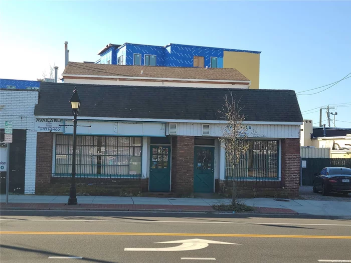 Wonderful Location with Great Exposure on Union Boulevard Across from the Bay Shore Train Station and Around the Corner from the North District Lofts Park Avenue Apartments to House 90 Tenants and the Conversion of the Touro Health Science Center into 418 Apartments. This 2, 300 Square Foot Building Can be Built-Out as a Restaurant, Retail Space, Office or Many Other Uses Flexible Lease Terms. Rent is $22/SF NNN with Taxes of $18, 228 for Entire 2, 300 SF. Landlord Will Give Generous Build-Out Credit to the right tenant!!